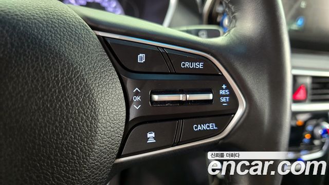 Hyundai Santafe 2019 — photo 22