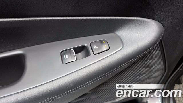 Hyundai Santafe 2019 — photo 25