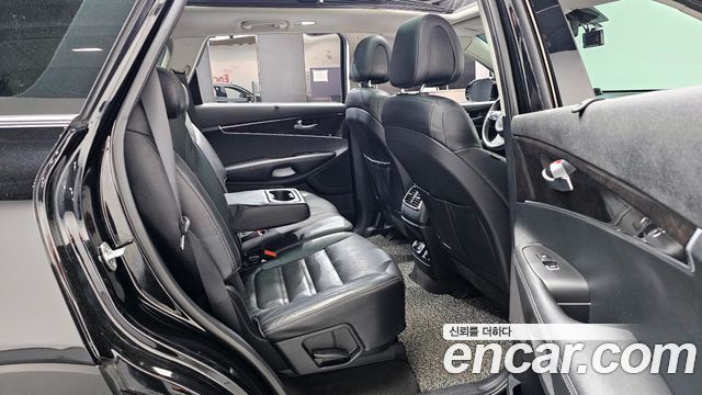 Kia Sorento 2017 — photo 17
