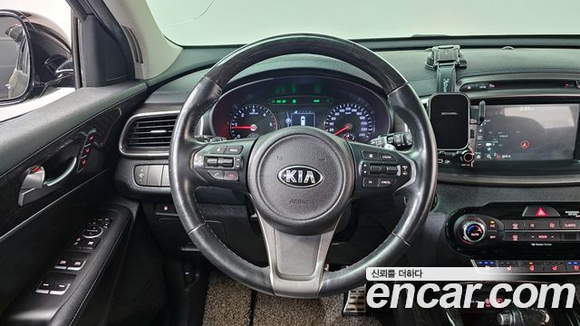 Kia Sorento 2017 — photo 18