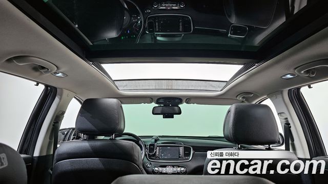 Kia Sorento 2017 — photo 25
