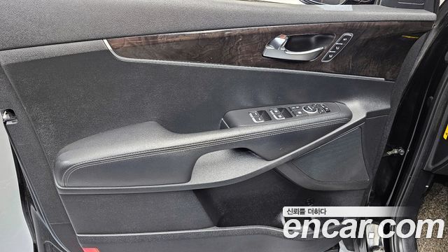 Kia Sorento 2017 — photo 14