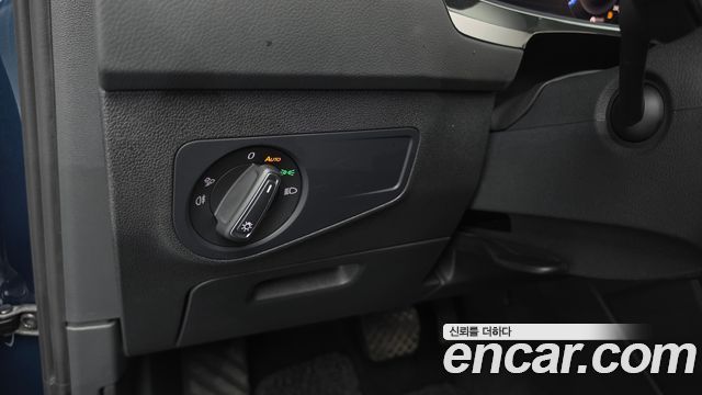 Volkswagen Tiguan 2022 — photo 23