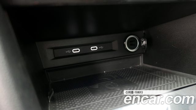 Volkswagen Tiguan 2022 — photo 25