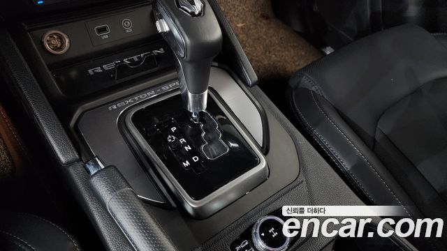 KG Mobility Rexton 2019 — photo 12