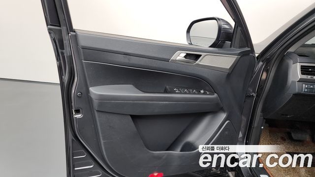 KG Mobility Rexton 2019 — photo 14