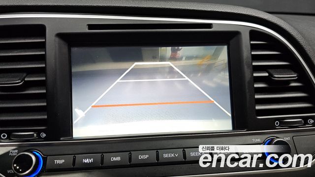 Hyundai AVANTE 2018 — photo 14