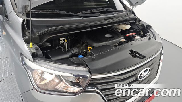 Hyundai Starex 2020 — photo 6