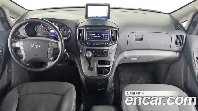 Hyundai Starex 2020 — photo 7