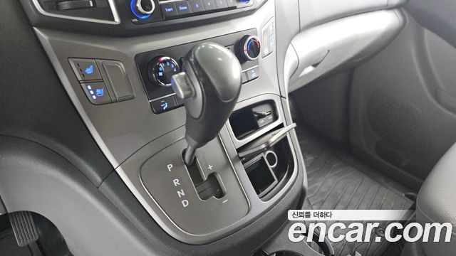 Hyundai Starex 2020 — photo 9