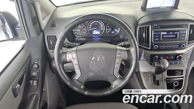 Hyundai Starex 2020 — photo 13
