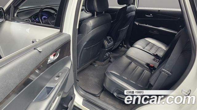 Kia Sorento 2015 — photo 12