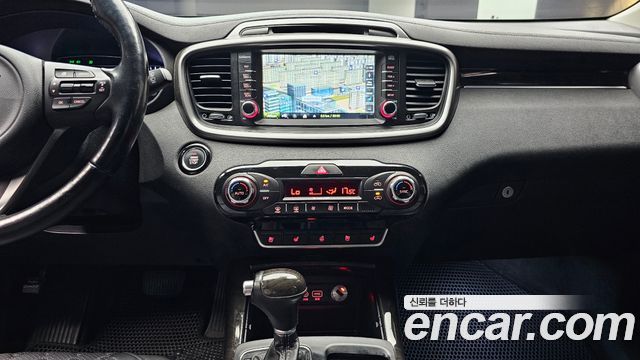 Kia Sorento 2015 — photo 14