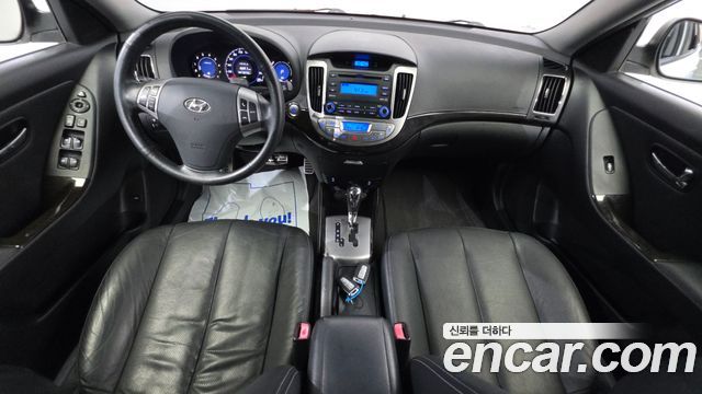 Hyundai AVANTE 2010 — photo 7