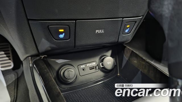 Hyundai AVANTE 2010 — photo 18