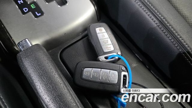 Hyundai AVANTE 2010 — photo 20