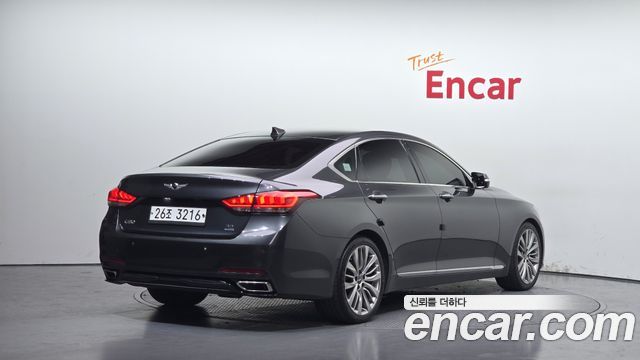 Genesis G80 2018 — photo 2