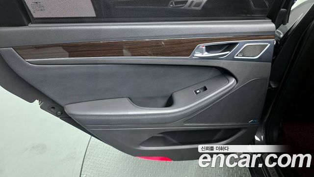 Genesis G80 2018 — photo 15