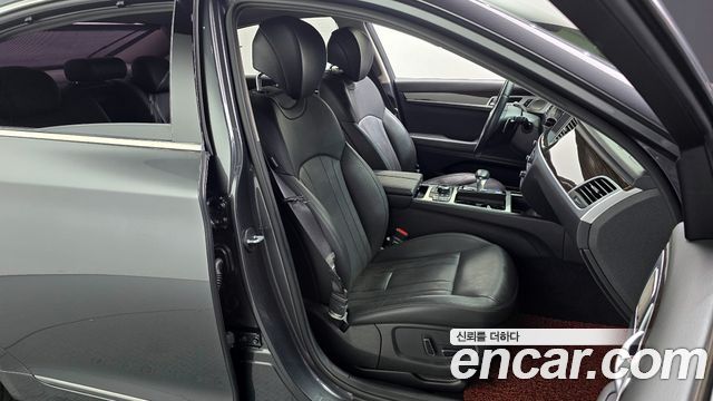 Genesis G80 2018 — photo 16