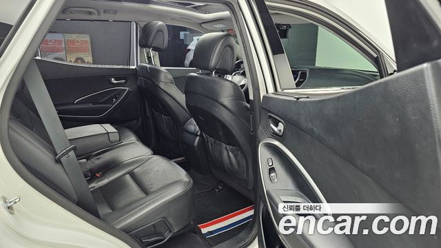 Hyundai Santafe 2016 — photo 17