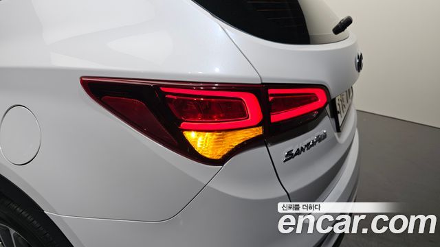 Hyundai Santafe 2016 — photo 9