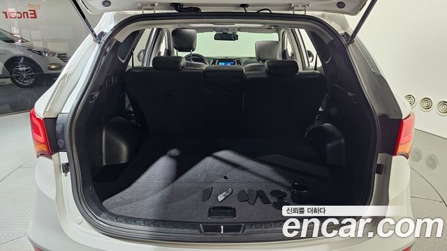 Hyundai Santafe 2016 — photo 29