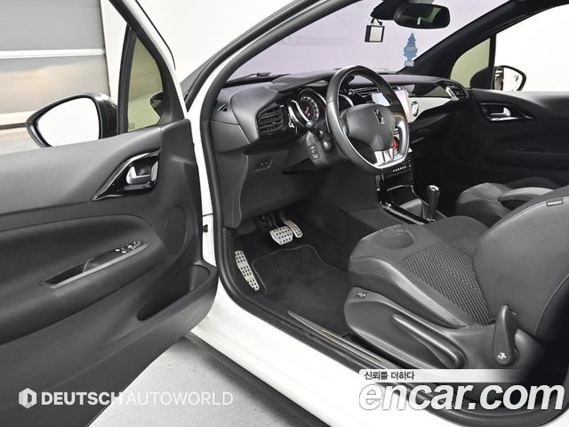 Citroën / DS DS3 2018 — photo 11
