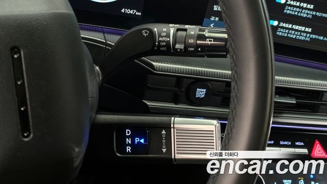 Hyundai Santafe 2024 — photo 9