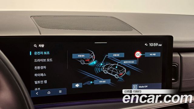 Hyundai Santafe 2024 — photo 18