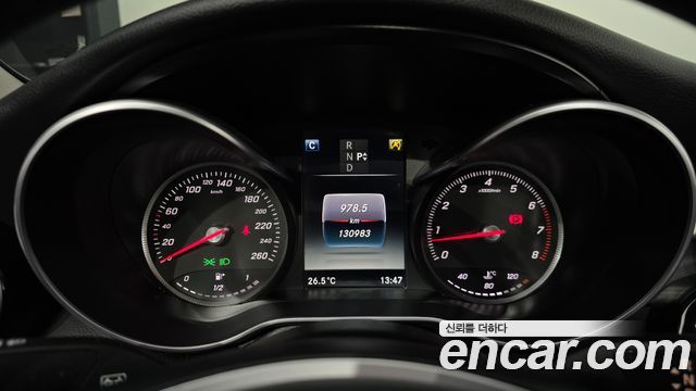 Mercedes-Benz C-Class 2017 — photo 8
