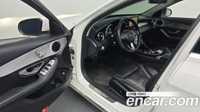 Mercedes-Benz C-Class 2017 — photo 10