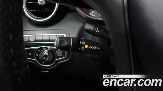 Mercedes-Benz C-Class 2017 — photo 17