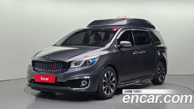 Kia Canival 2016 — photo 1