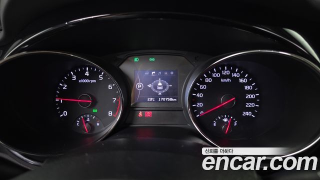 Kia Canival 2016 — photo 8