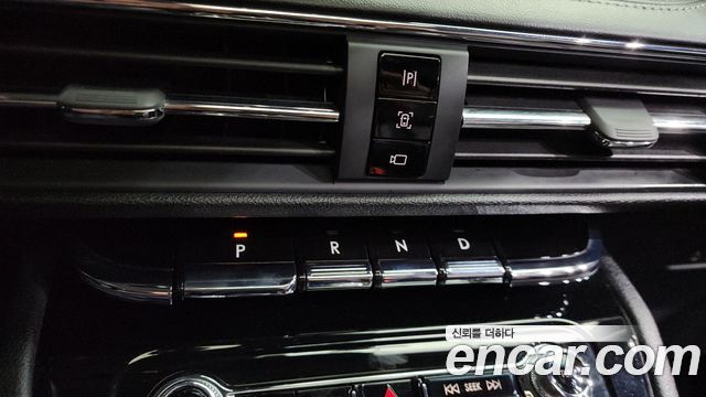 Lincoln Corsair 2021 — photo 9