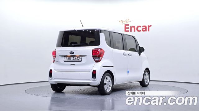 Kia RAY 2018 — photo 2