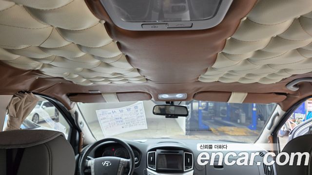 Hyundai Starex 2020 — photo 11