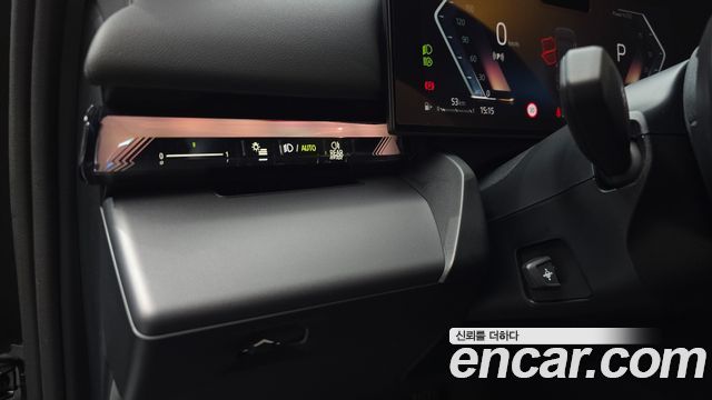 BMW 5-Series 2025 — photo 23