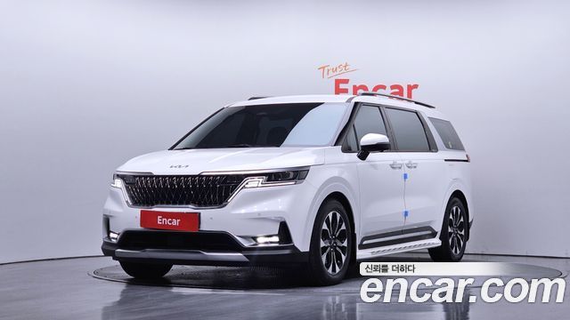 Kia Canival 2021 — photo 1