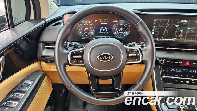 Kia Canival 2021 — photo 13