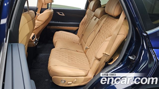 Genesis GV80 2023 — photo 11