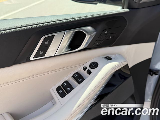BMW X5 2026 — photo 8