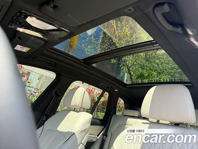 BMW X5 2026 — photo 17
