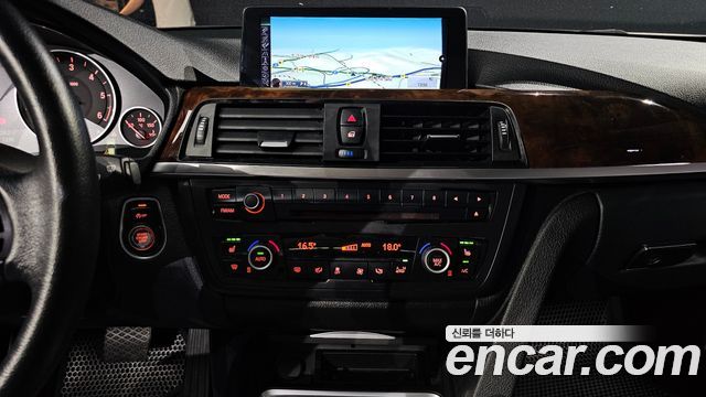 BMW 3-Series 2013 — photo 12