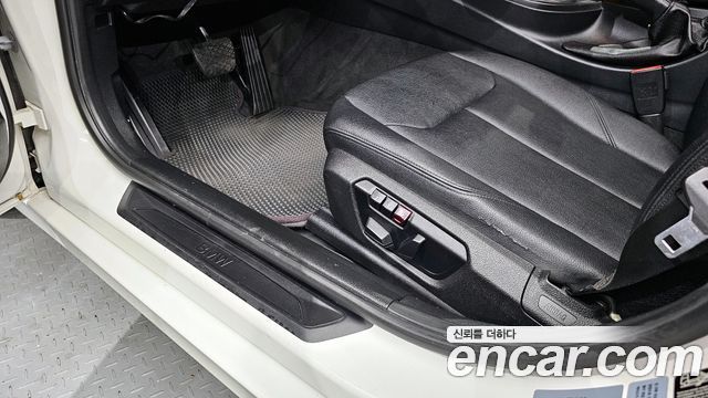 BMW 3-Series 2013 — photo 16