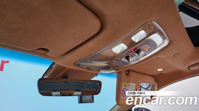 Genesis G90 2022 — photo 15