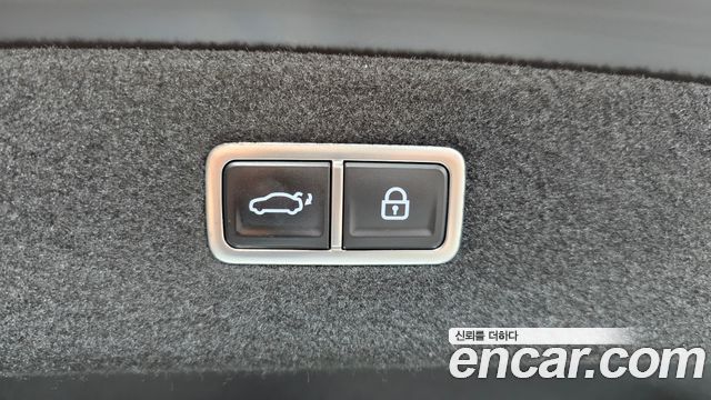 Genesis G90 2022 — photo 17