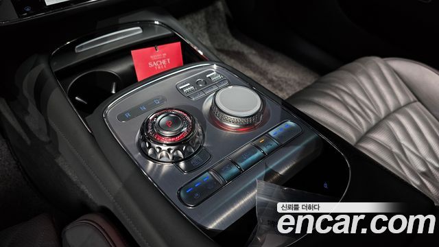 Genesis G90 2022 — photo 12