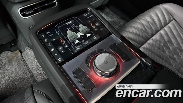 Genesis G90 2022 — photo 25