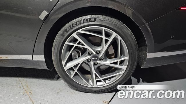 Genesis G90 2022 — photo 7